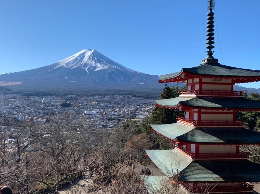 富士山を眺められる宿 ゲストハウス花水木 Nishikatsura Exteriör bild